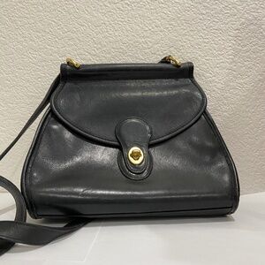 Coach, navy Logan bag